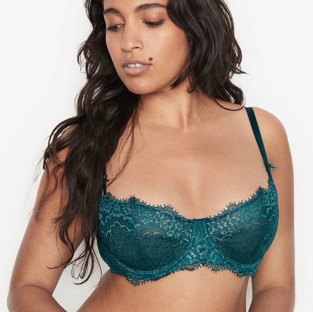 Victoria Secret Wicked Unlined Lace Balconette Bra 36DDD/F NWOT